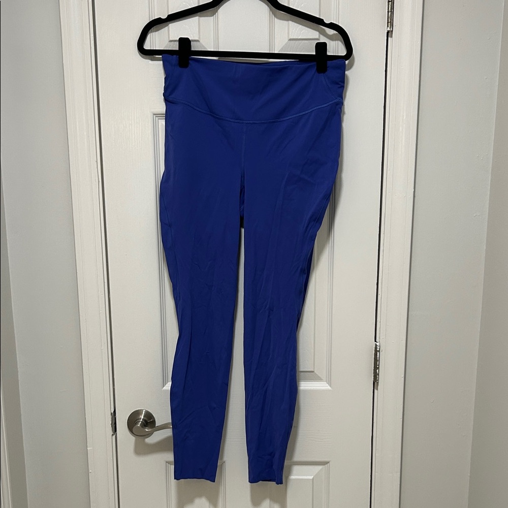 Lululemon. Base Pace High-Rise Running Tight 28". Color: Psychic